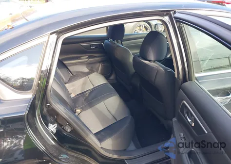 2017 Nissan Altima 2.5 Sr из США, поврежденный, VIN 1N4AL3AP5HC145706